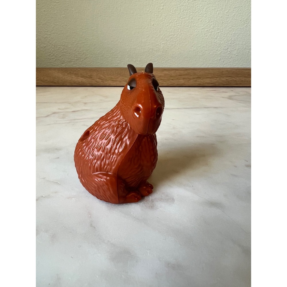 Capybara Chispi Figure Encanto Disney 2021 McDonald's Happy Meal Toy #7